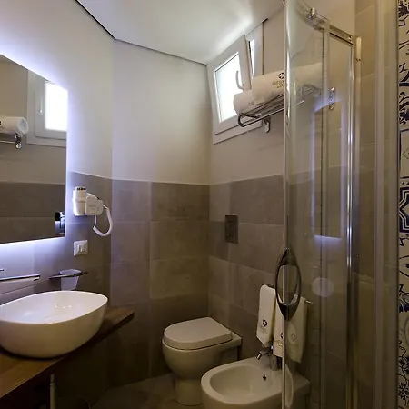Hermes Hotel
